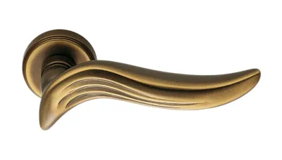 Дверная ручка Colombo Design Piuma бронза (3030)