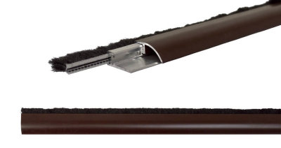 Порог алюминиевый  накладной со щеткой Comaglio 1255 коричневый (80см) (36035)